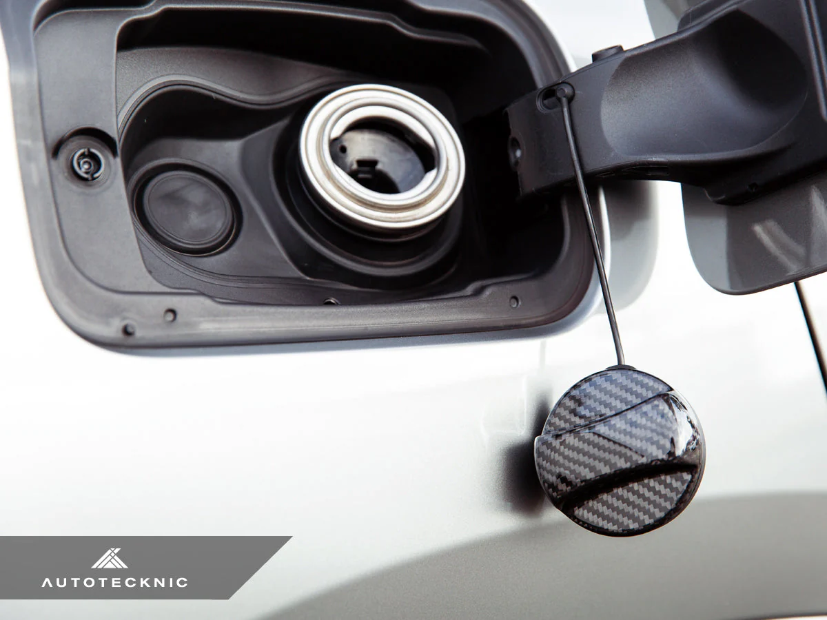 AutoTecknic Dry Carbon Competition Fuel Cap Cover - F97 X3M | F98 X4M - Image 3