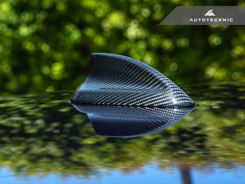 AutoTecknic Dry Carbon Roof Antenna Cover - F39 X2 | F15 X5 | F16 X6 | F85 X5M | F86 X6M - Image 2