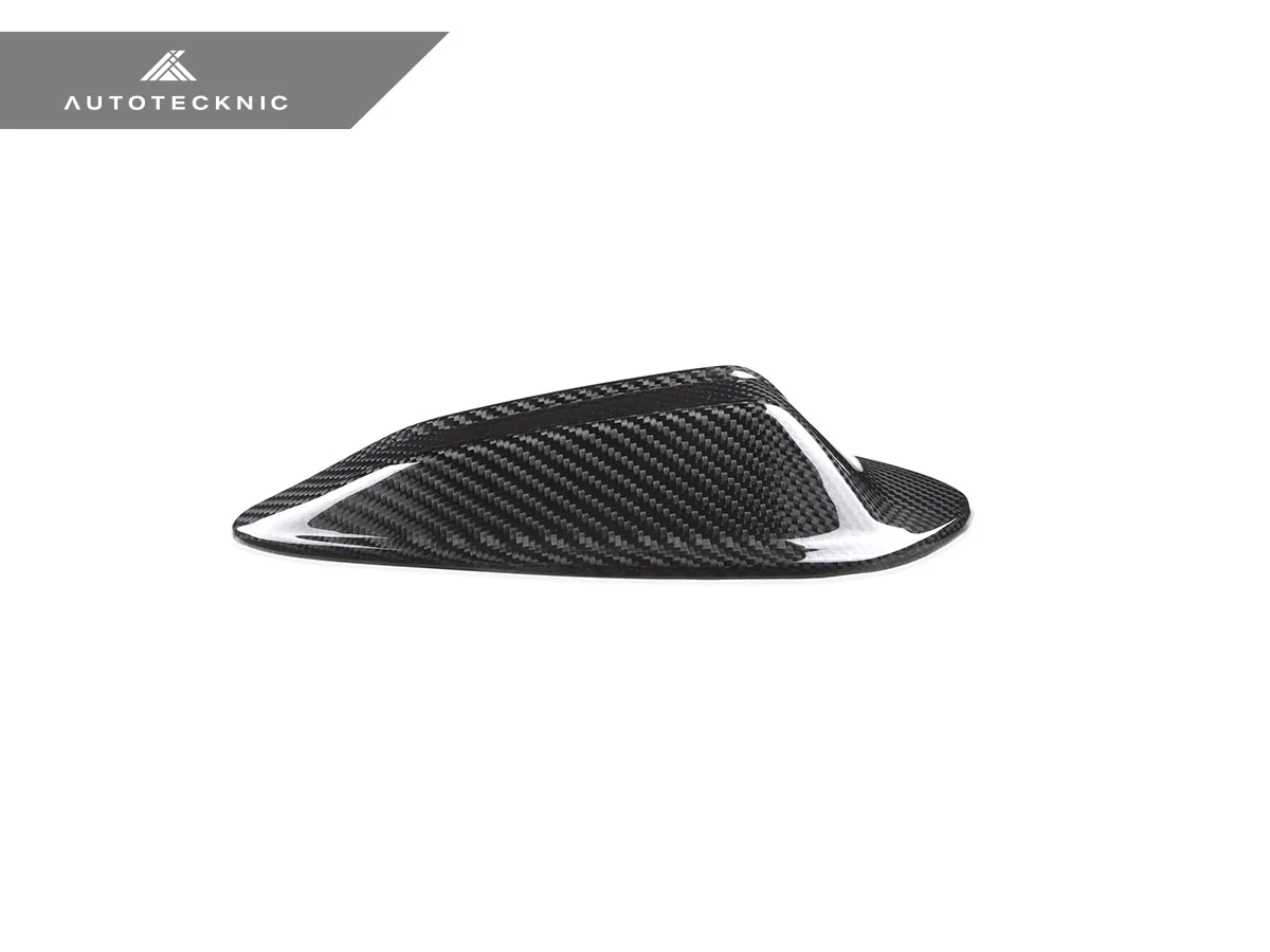 AutoTecknic Dry Carbon Roof Antenna Cover - G09 XM - Image 5