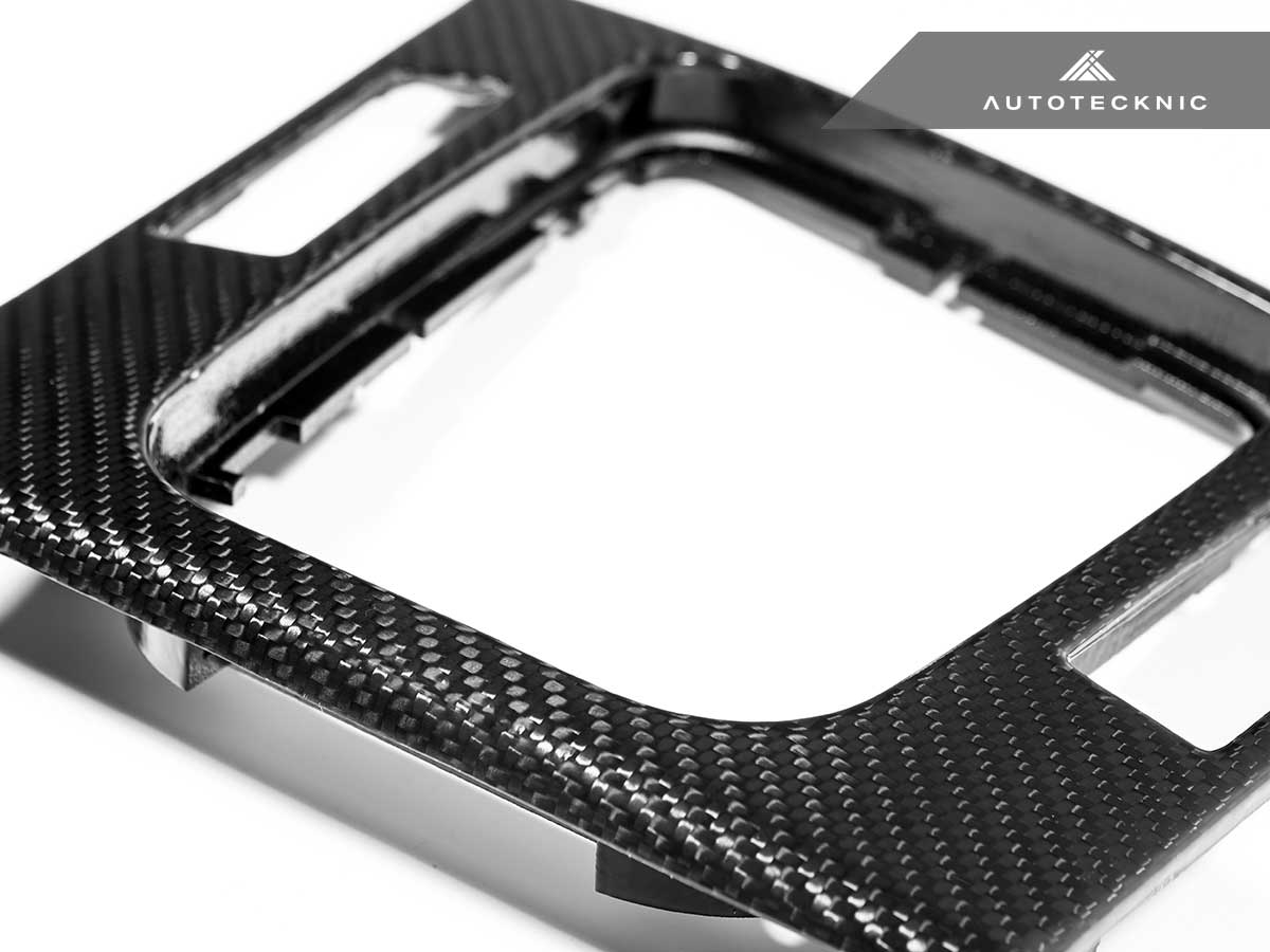 AutoTecknic Pre-Preg Carbon Fiber Center Console – BMW E46 M3 (Manual) - Image 3