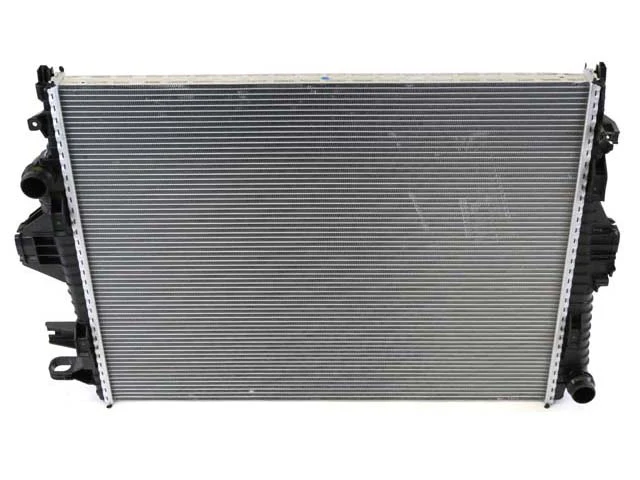 BEHR Radiator for Porsche Cayenne (2011–2018) - Image 2