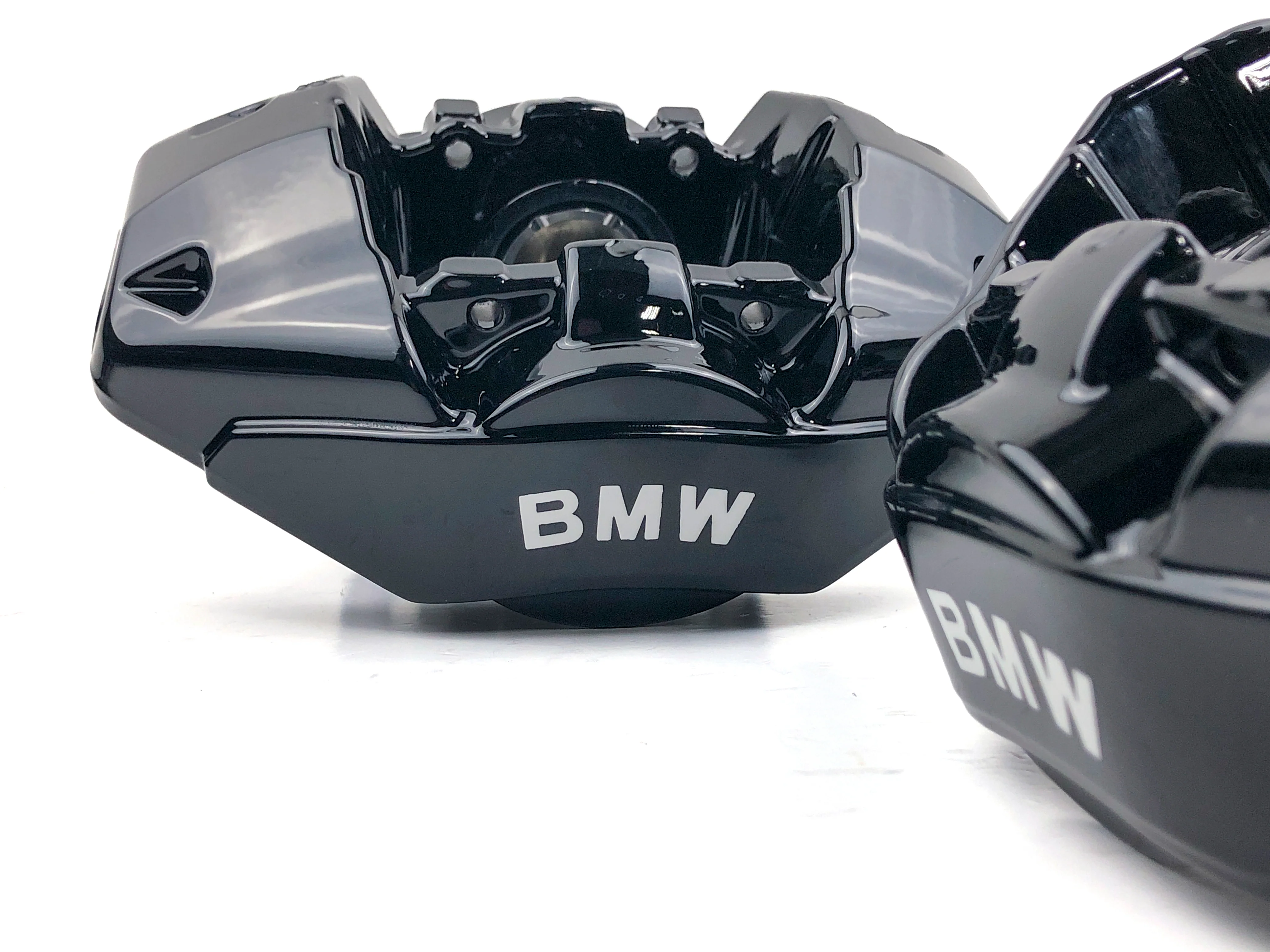 BMW 6 and 2-Piston Caliper Restoration - Image 12