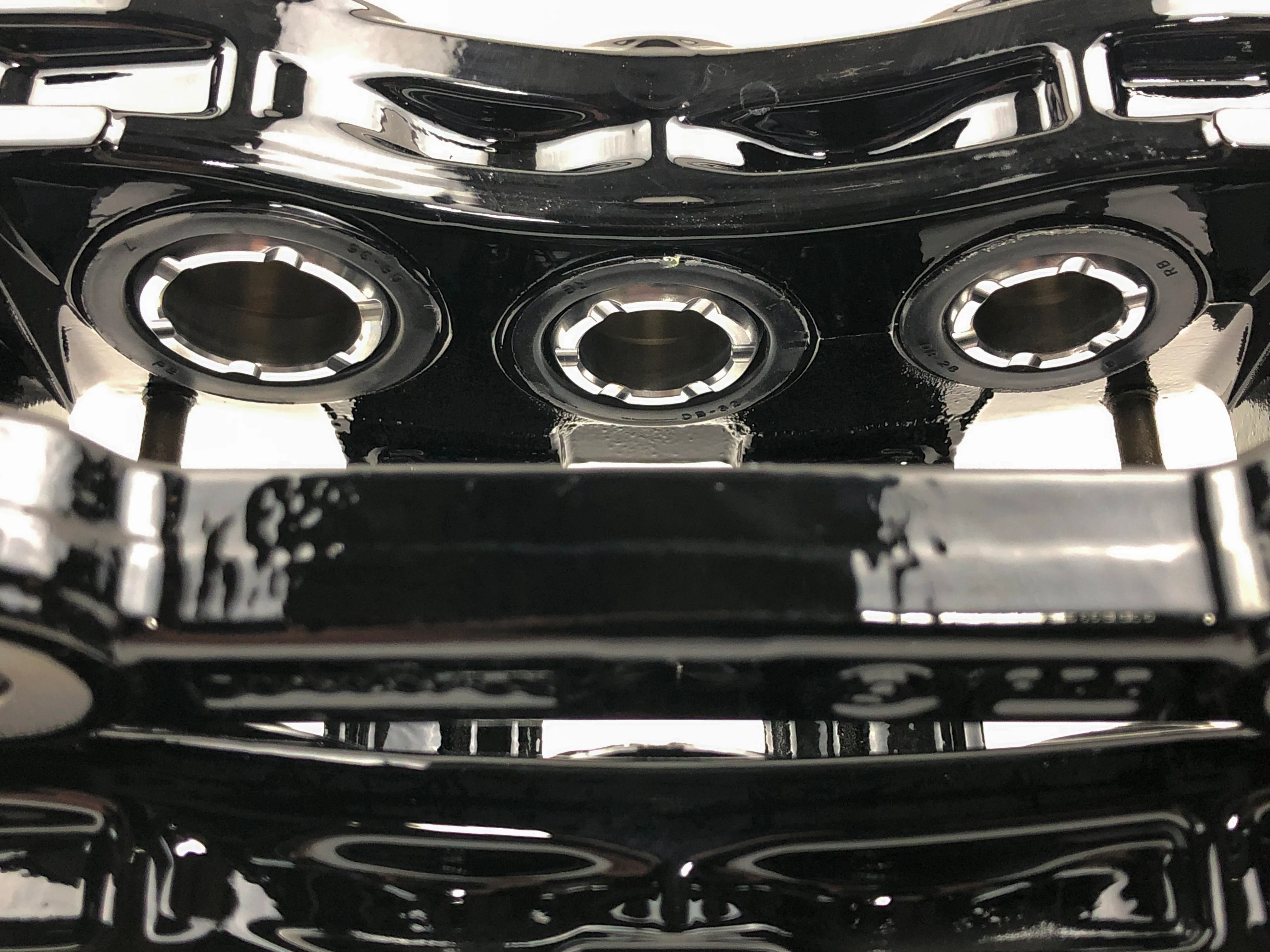 BMW 6 and 2-Piston Caliper Restoration - Image 9