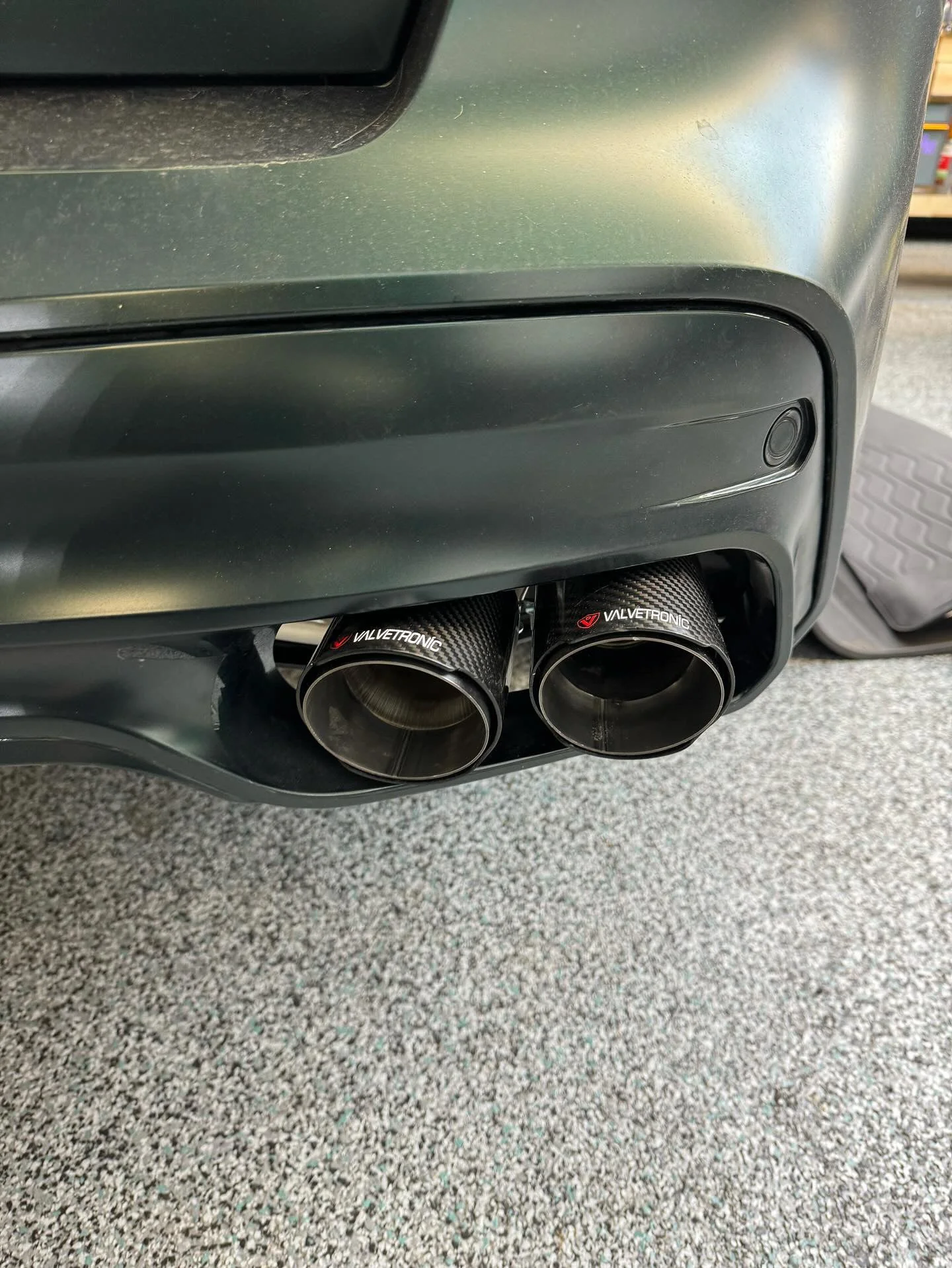 BMW Alpina XB7 / X7 M50i / X7 M60i Valved Sport Exhaust System - Image 23