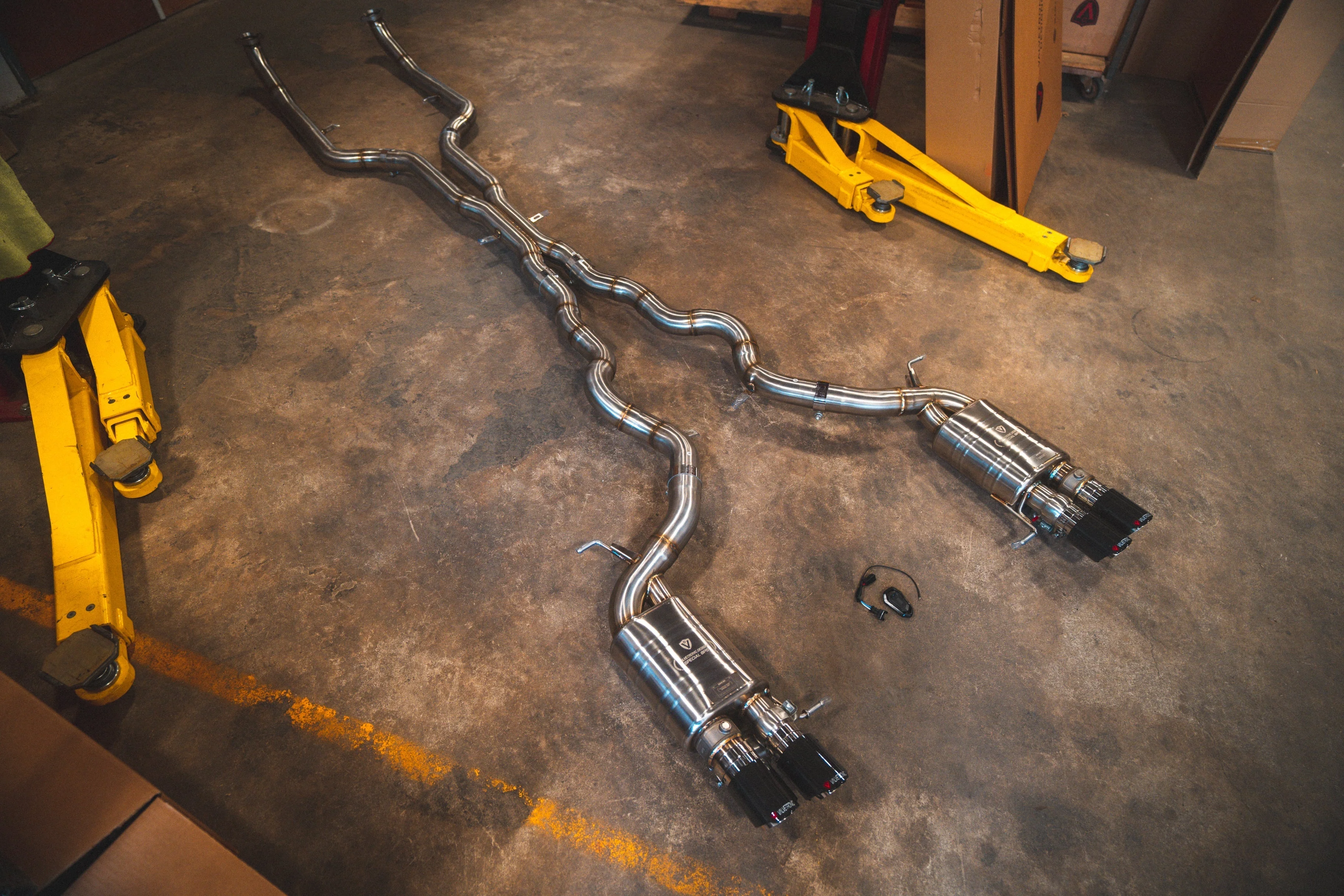 BMW F10 M5 / F06 M6 Valved Sport Exhaust System - Image 2