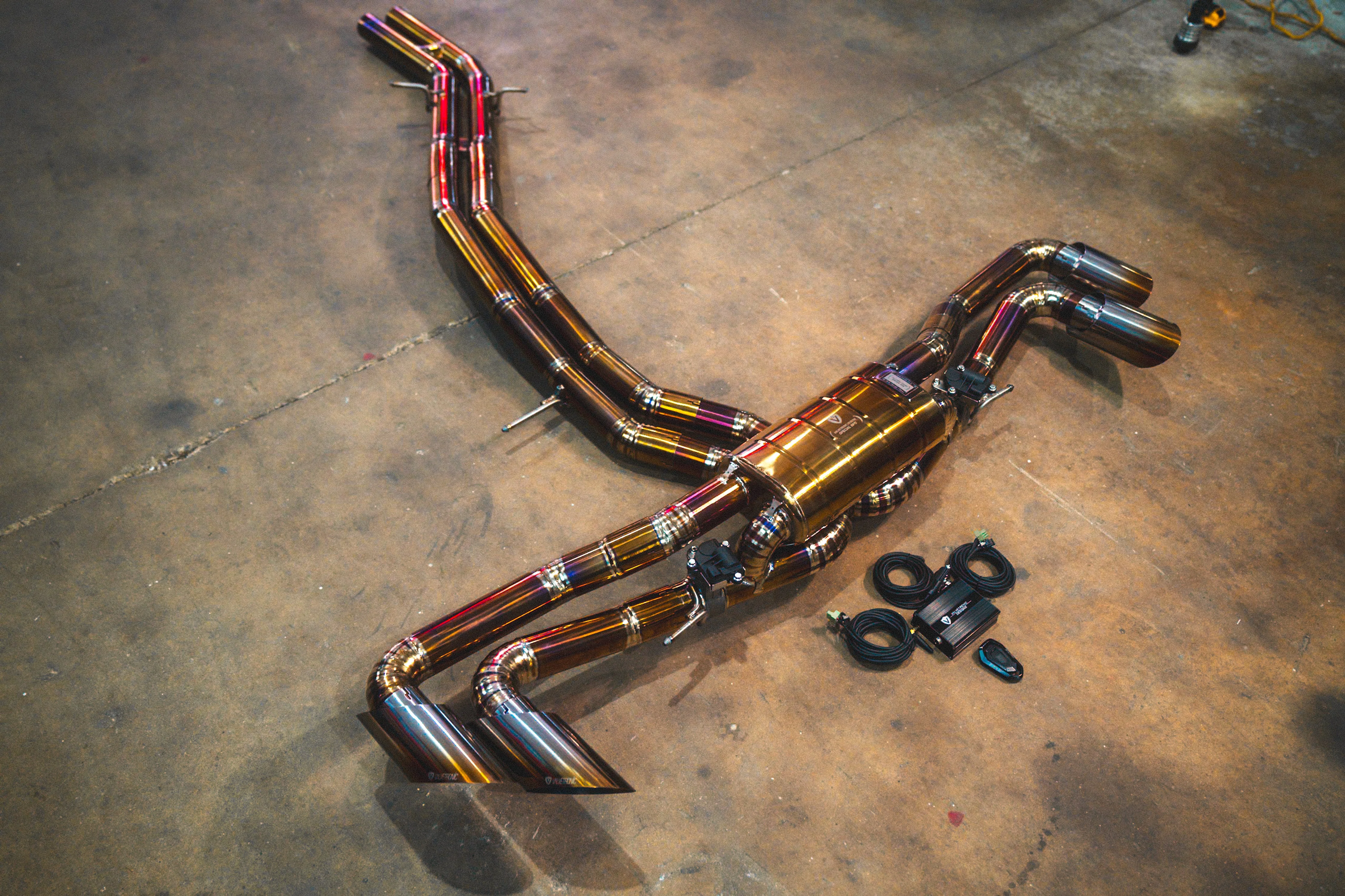Lamborghini Urus Valved Sport Exhaust System - Image 2