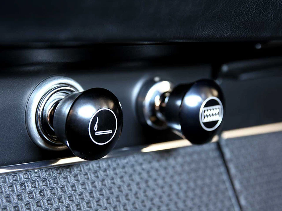 Rennline Billet Dash Knobs - Rear Defroster - for Porsche 911 and 912 (1974-89) - Image 4