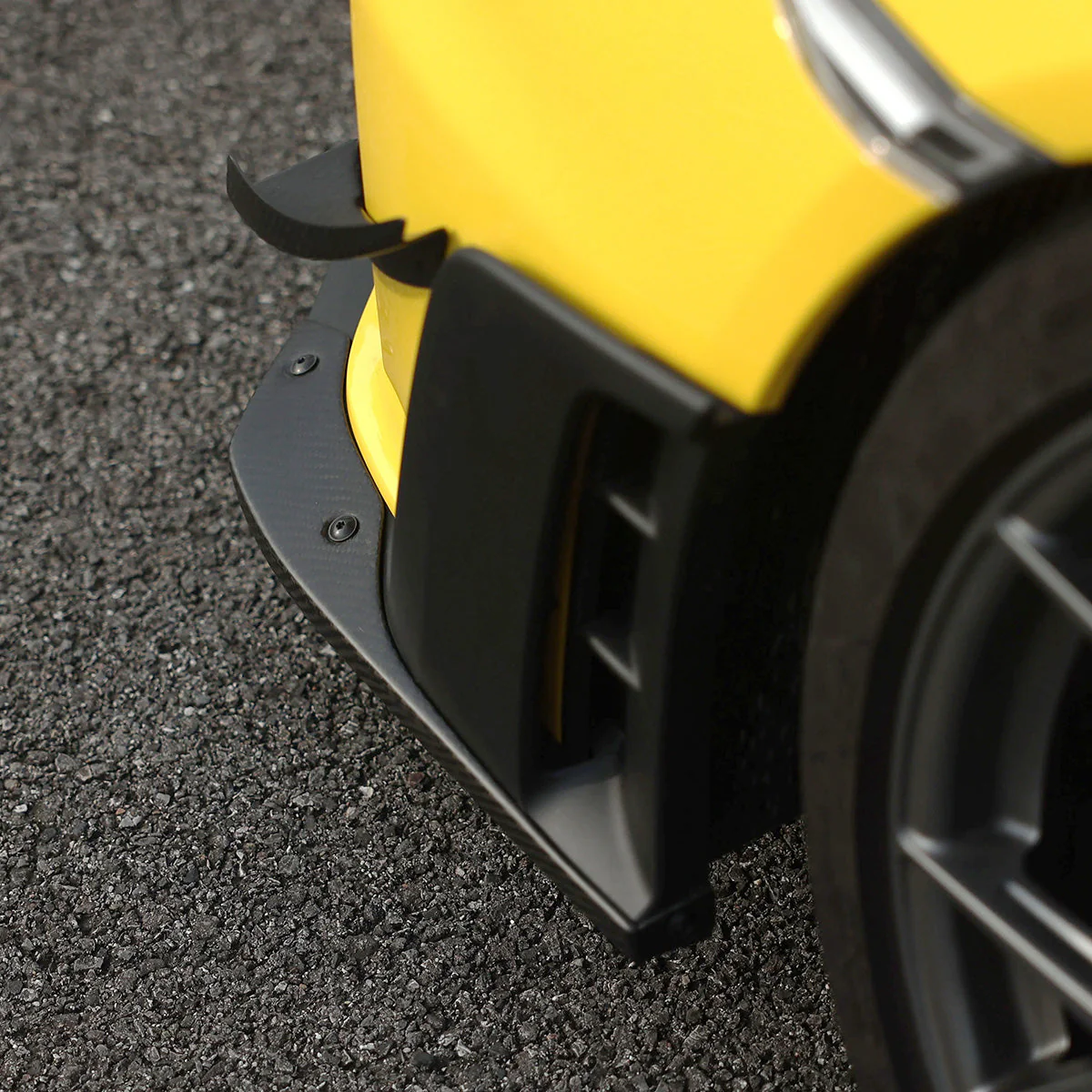 SilverRocket Dry Carbon Clubsport Dive Plane and Lower Side Spoiler Pack for Porsche 718 GT4 RS - Image 6