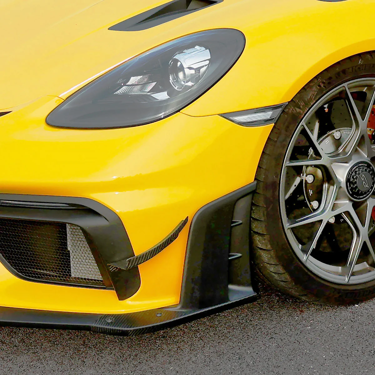 SilverRocket Dry Carbon Clubsport Dive Plane and Lower Side Spoiler Pack for Porsche 718 GT4 RS - Image 8